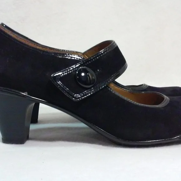 Vintage Black Suede Mary Jane Heels Pinup Girl 40s Style Pumps, Size 9
